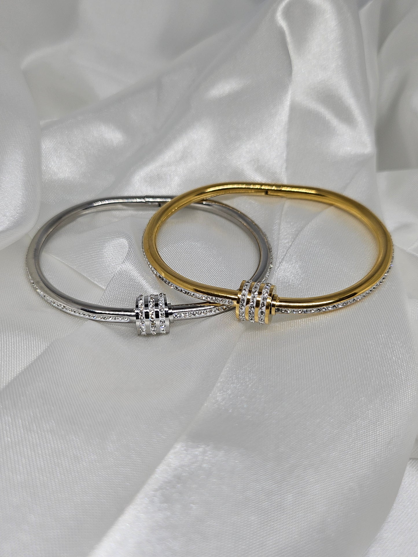 SARA Bangle - Stainless Steel