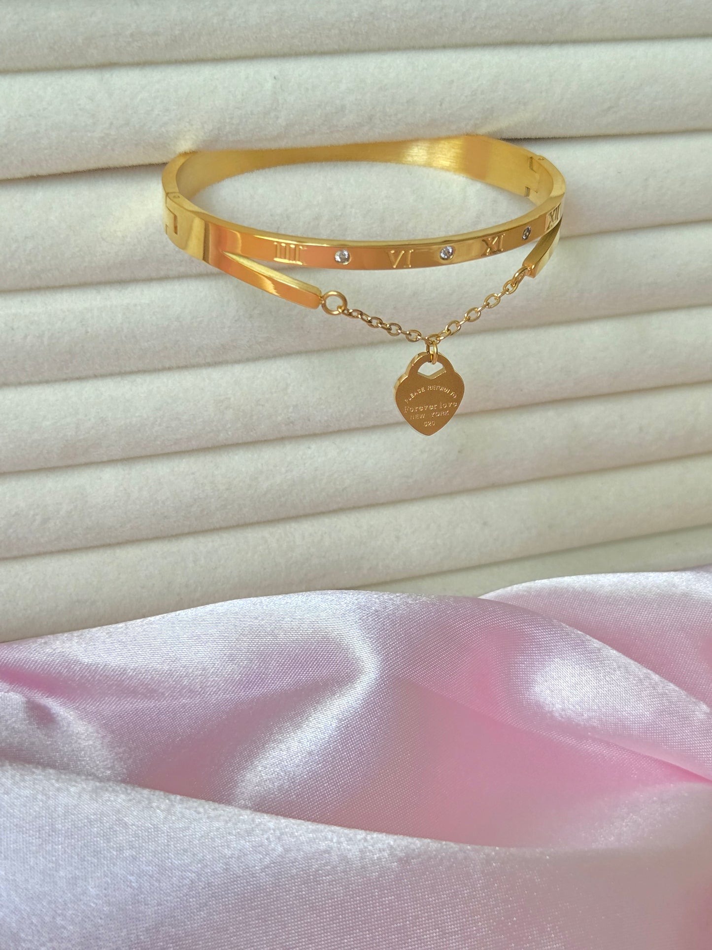LILA Forever Love Gold Bangle - 18K Gold Plated Bangle