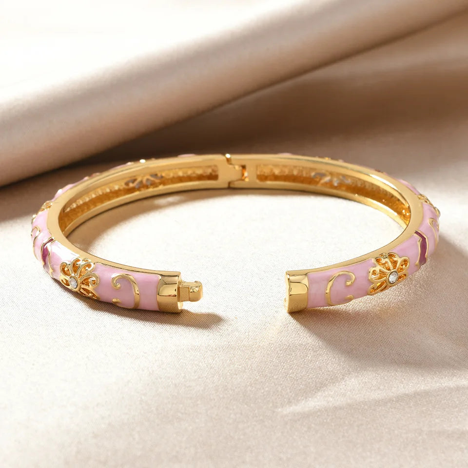 LAILA Bloom Cuff