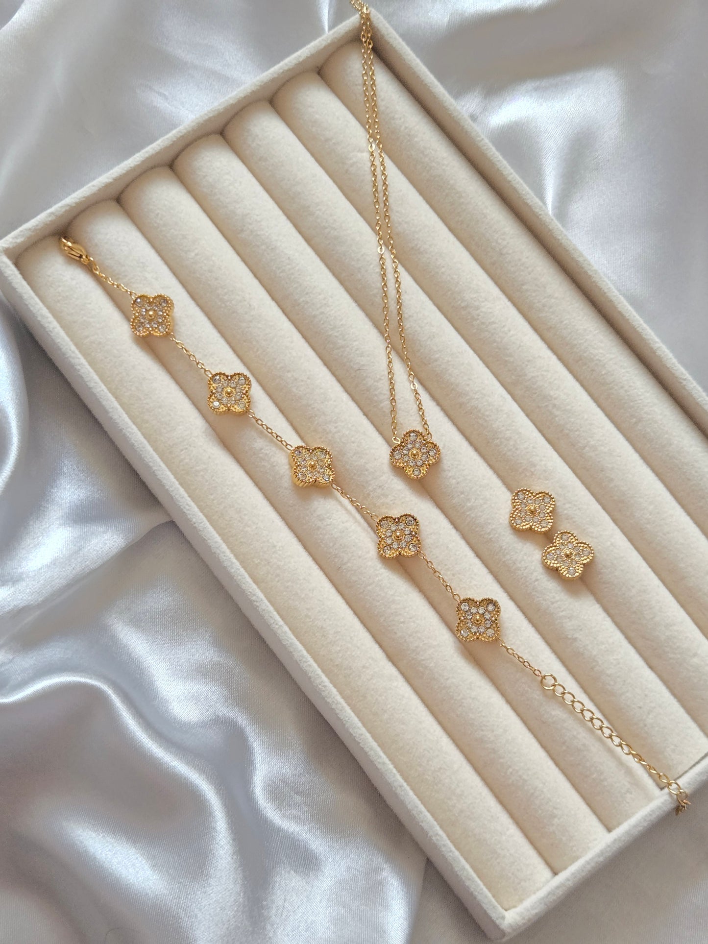 TIMELESS 18K Gold Plated Set - Gold & Silver