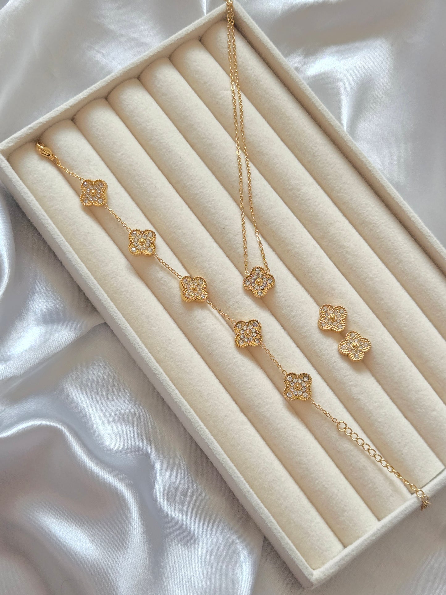 TIMELESS 18K Gold Plated Set - Gold & Silver