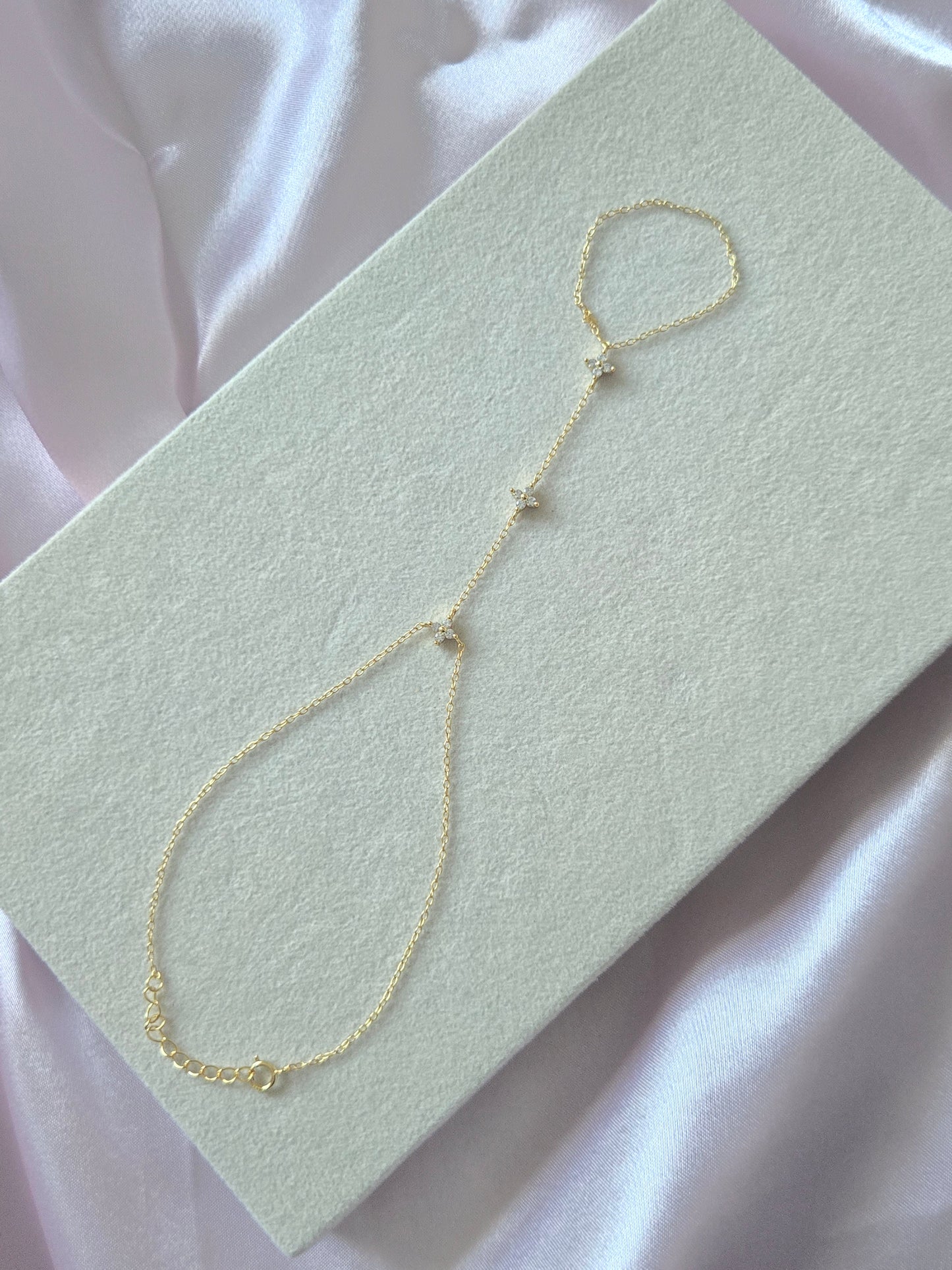 KAYALI Link Hand Chain- 925 Sterling Silver