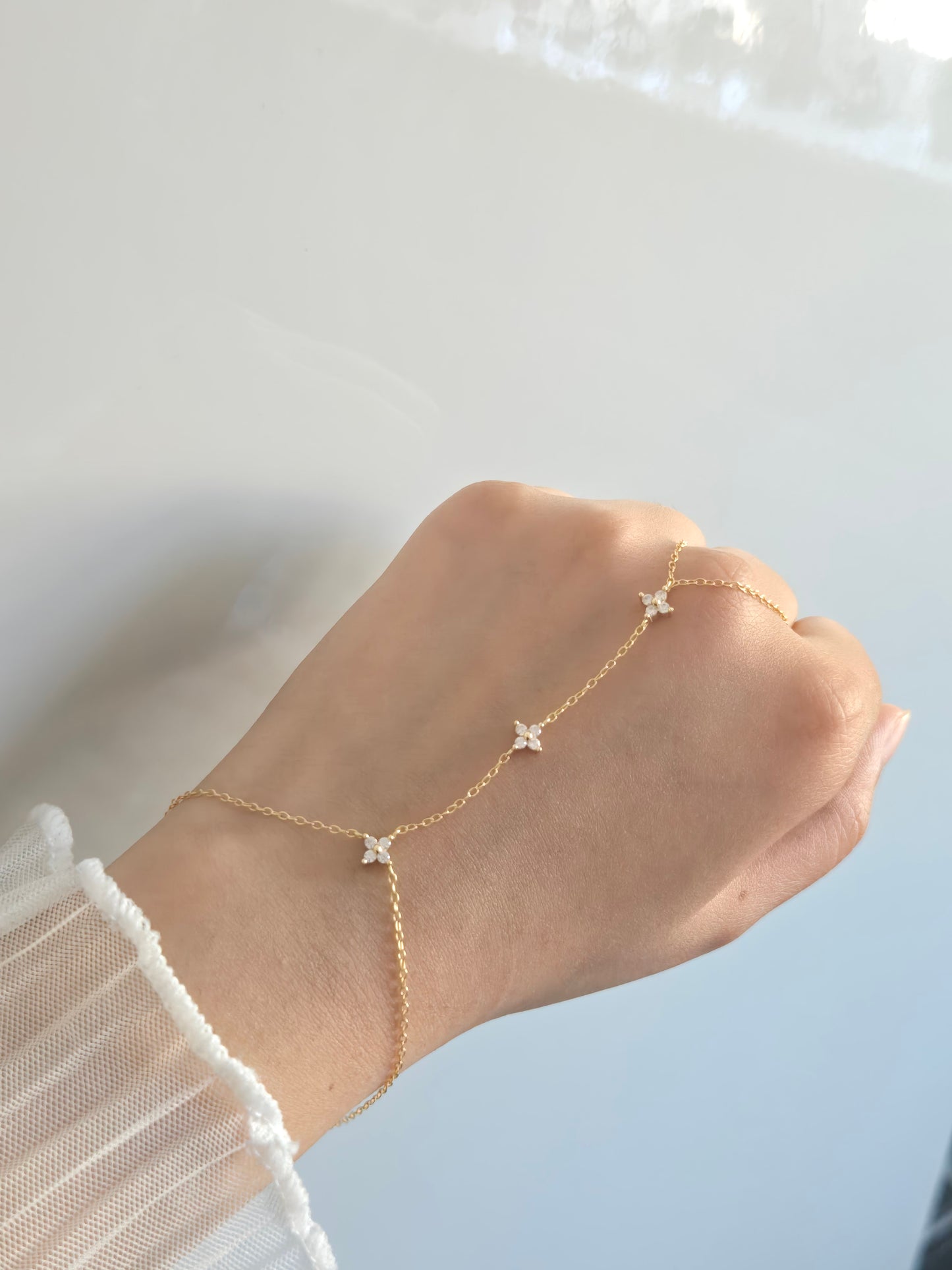 KAYALI Link Hand Chain- 925 Sterling Silver