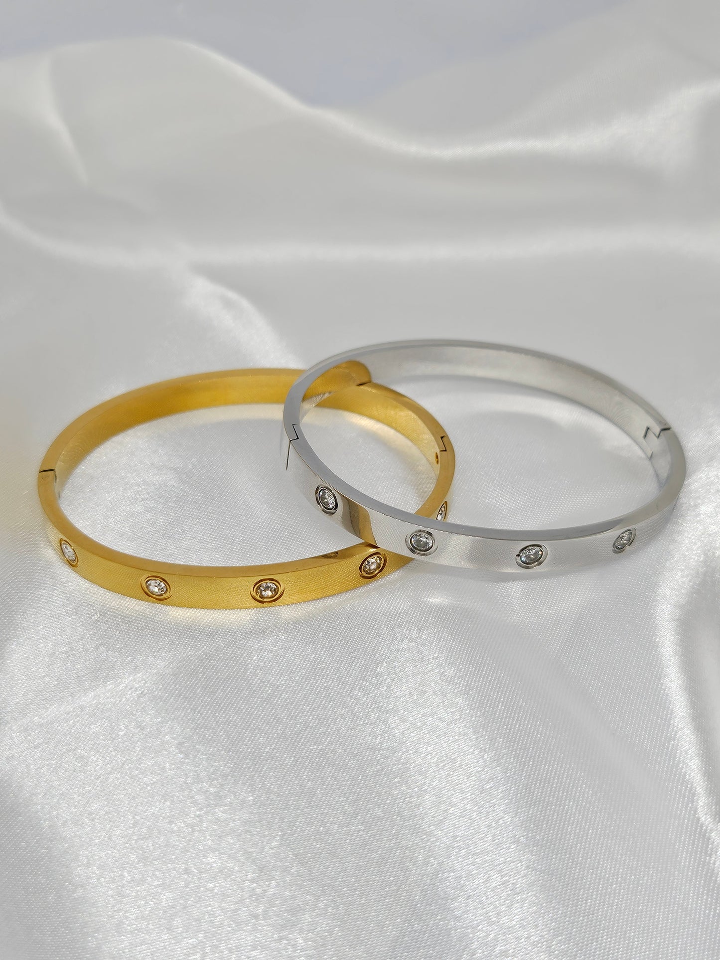 ALINA - Gold & Silver Jewel Bangle