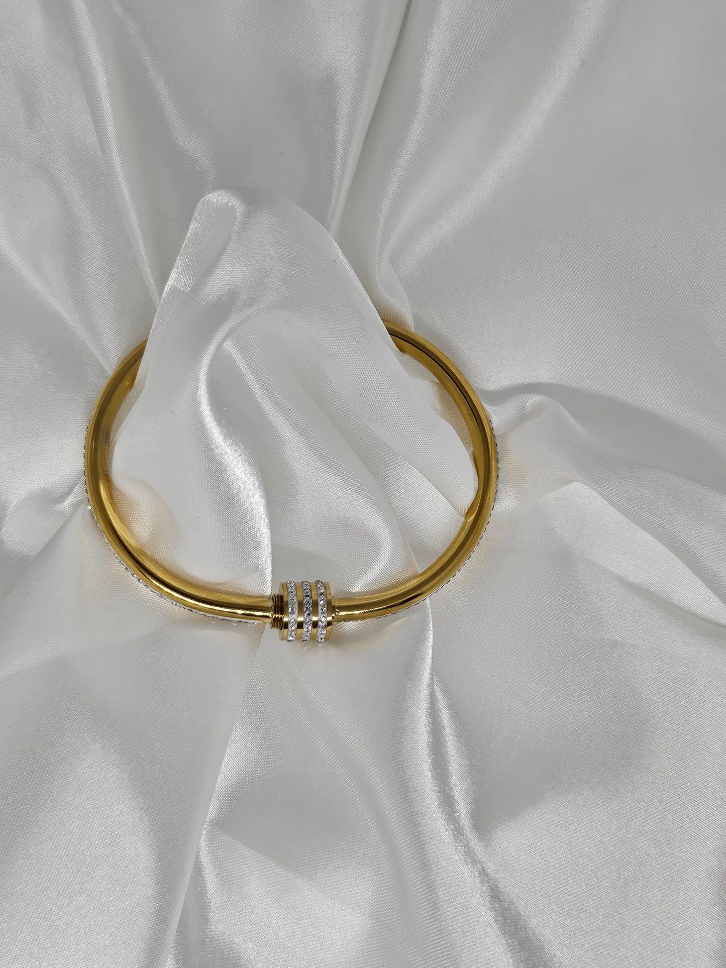 SARA Silver & Gold Knot Bangle - Stainless Steel