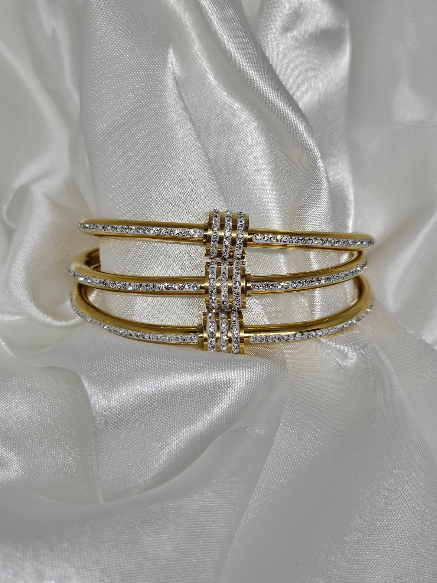 SARA Silver & Gold Knot Bangle - Stainless Steel