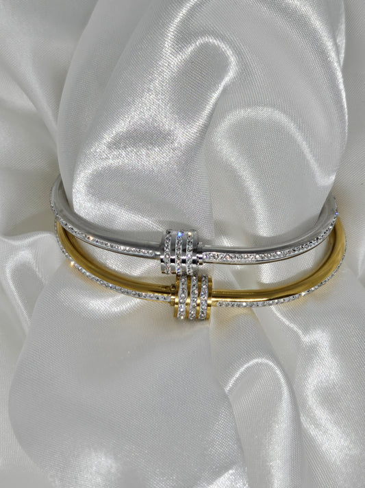 SARA Silver & Gold Knot Bangle - Stainless Steel