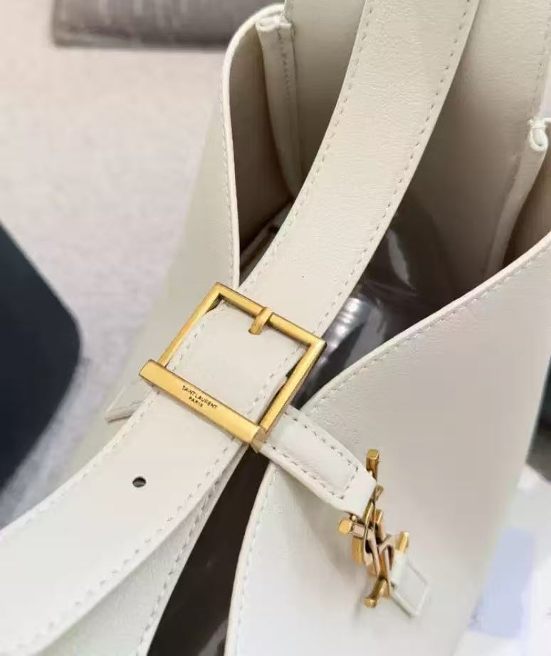 CHLOÉ Tote - White