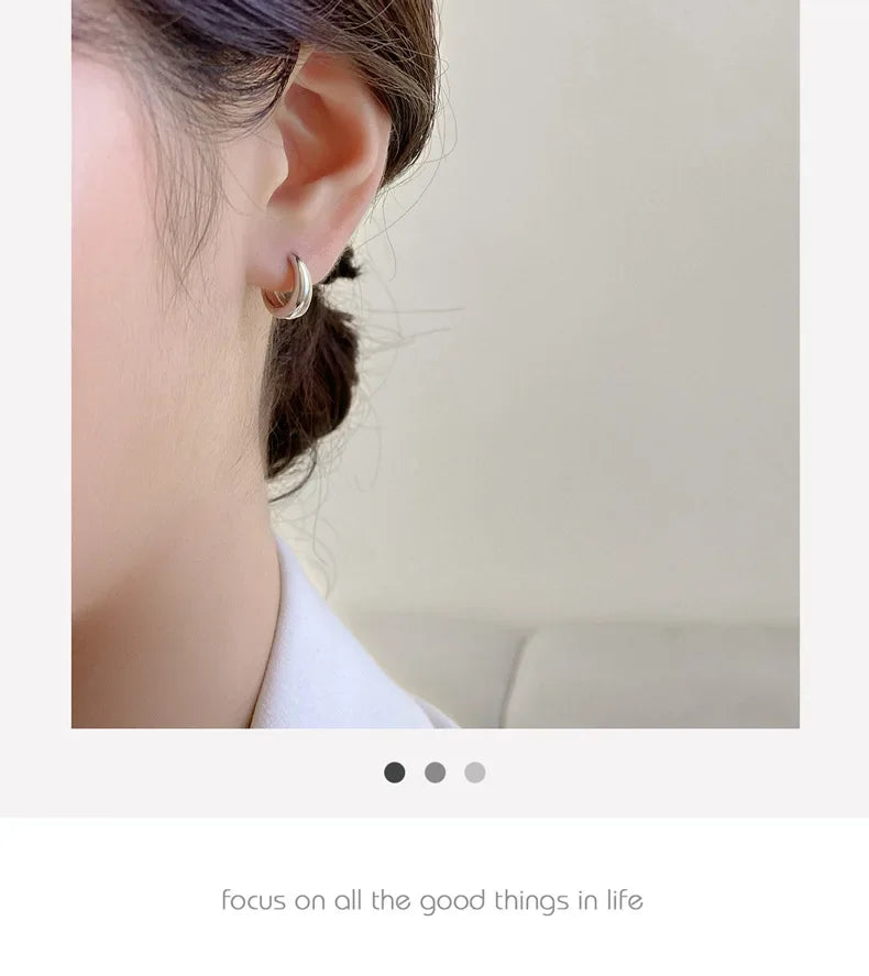 SHAYLA 925 Silver Hoop Earrings