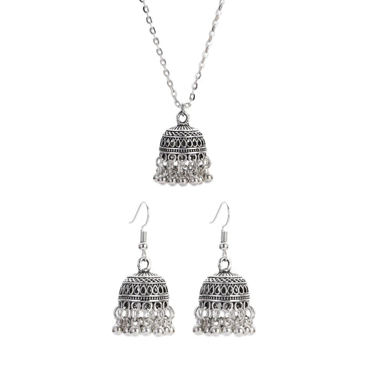 NOORÉ Silver Juhmkay Set