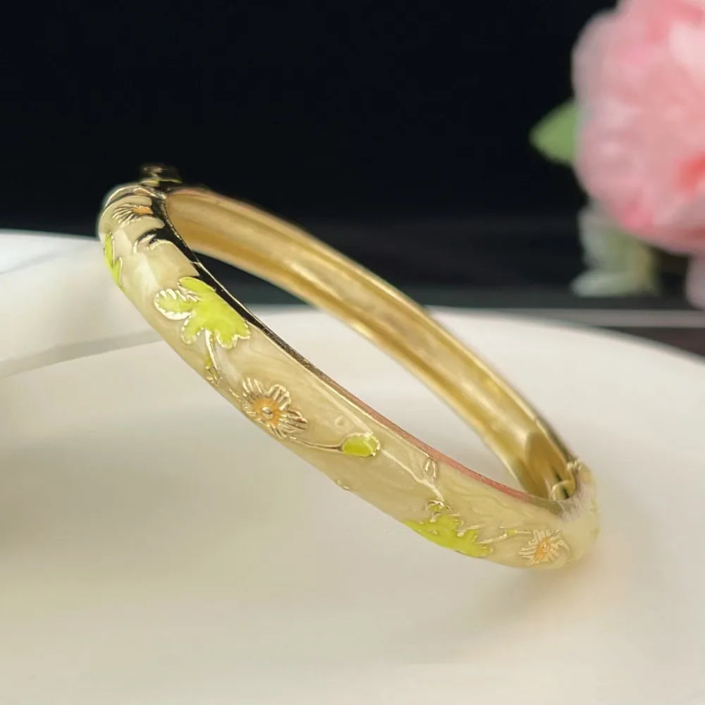 MIA Peony Cuff