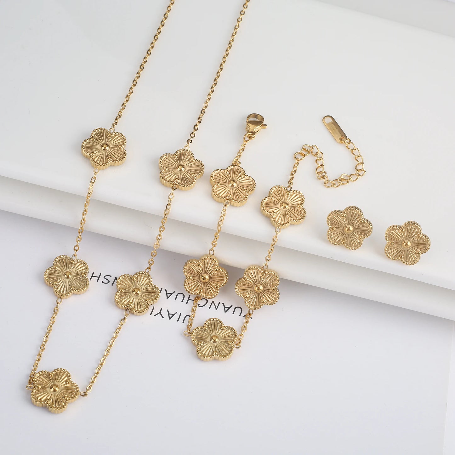 ZAINA Bracelets & Sets
