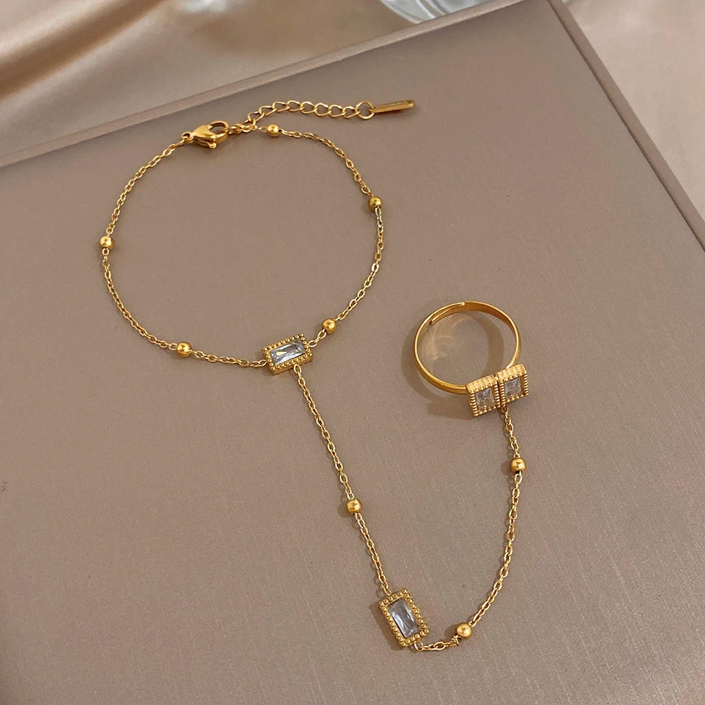 Amaya Finger Chain Bracelet