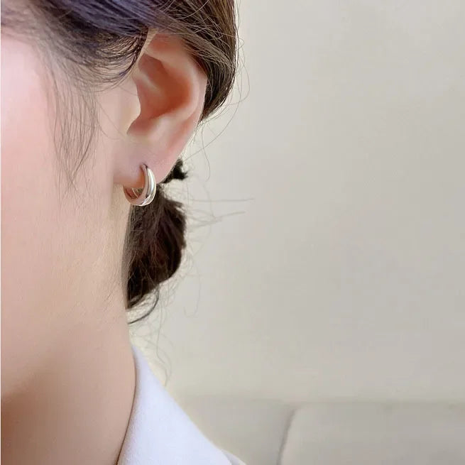 SHAYLA 925 Silver Hoop Earrings